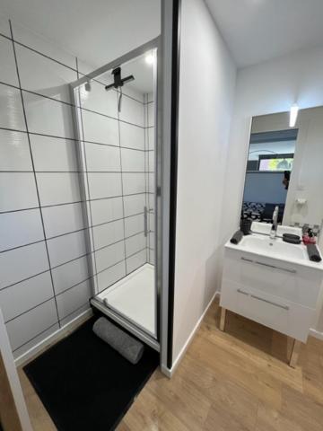 Charmant studio neuf de 40m2 / tout confort Arques-la-Bataille Esterno foto